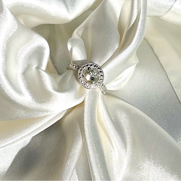 Diamond and Green Amethyst ring. - Picture 3 of 3